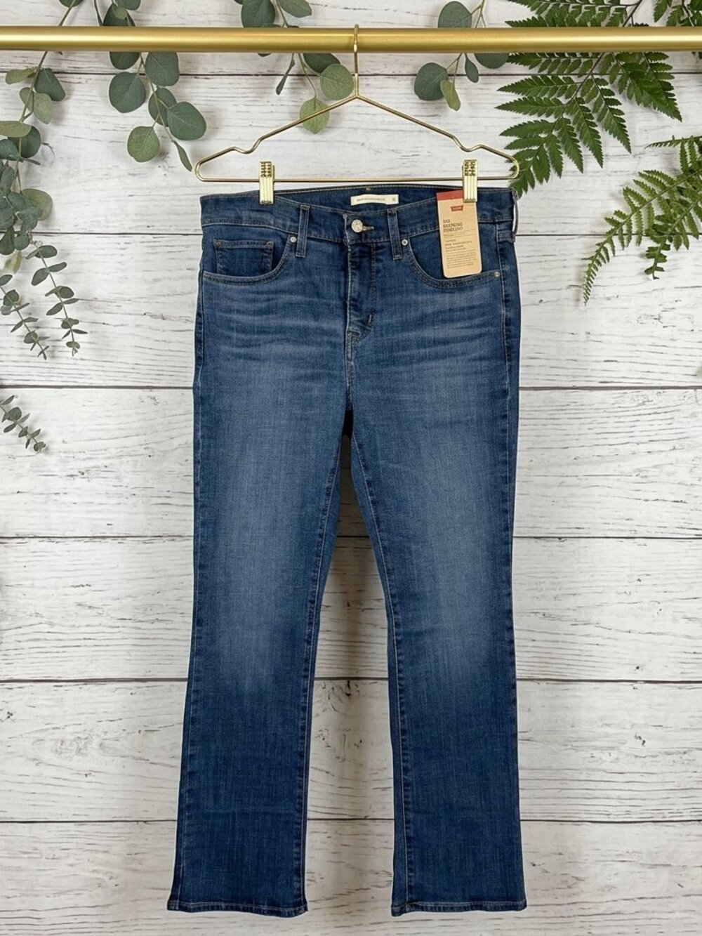 NWT Levis 315 Shaping Bootcut Jeans Women31 x 32 Sz 12 Blue Stretch Inseam 31